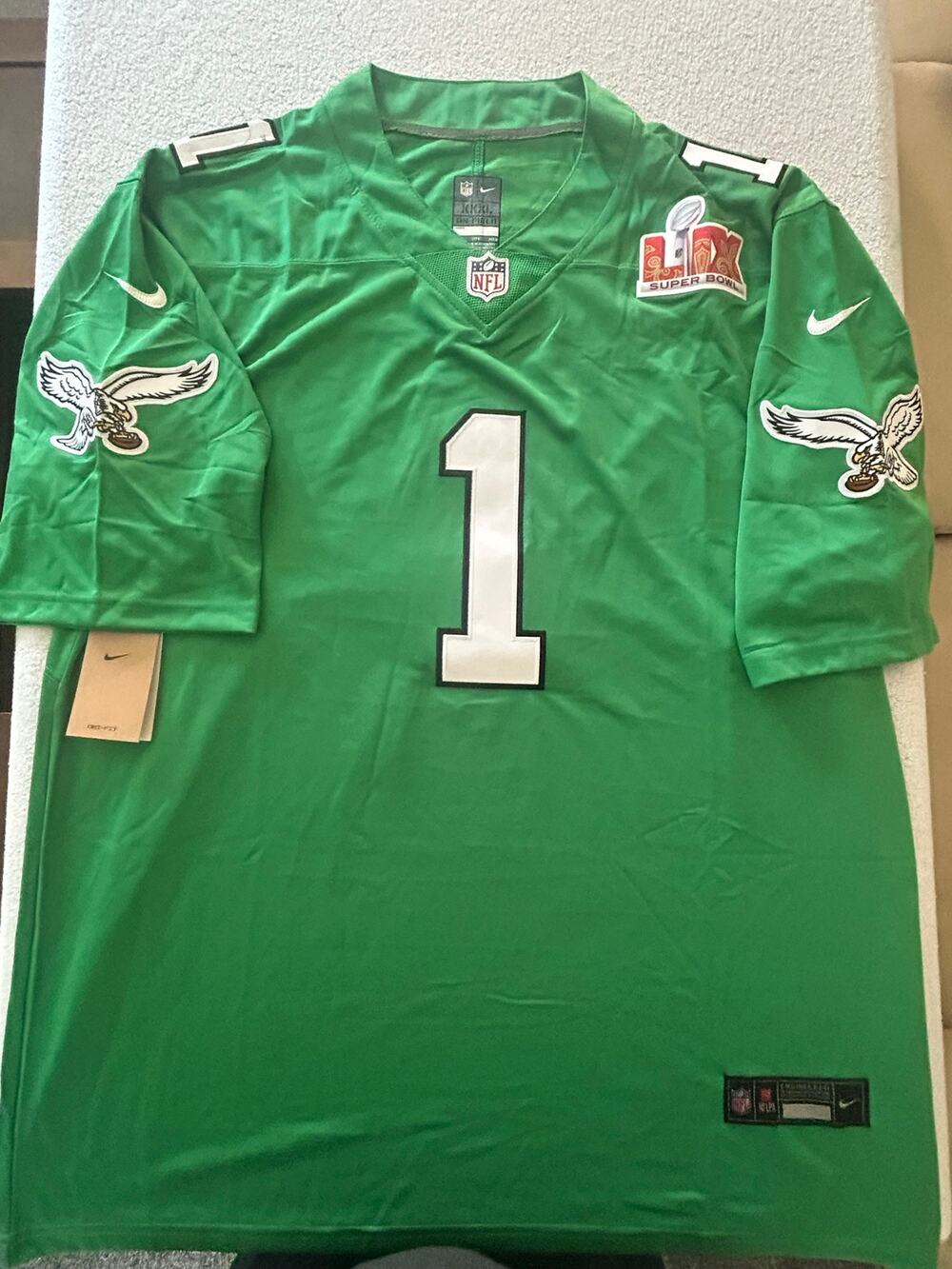 Jalen Hurts #1 Philadelphia Eagles Nike Engineered Green Small Jersey (NWT)
